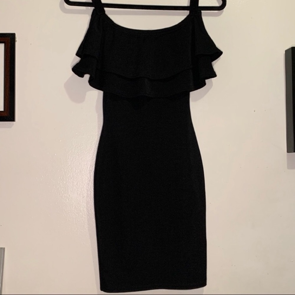 Missguided Ruffle Black Dress - Picture 7 of 8